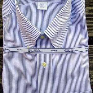 Brooks Brothers Classic Dress Button Up Non-Iron